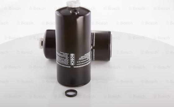 BOSCH 0 986 450 726 - Degvielas filtrs adetalas.lv