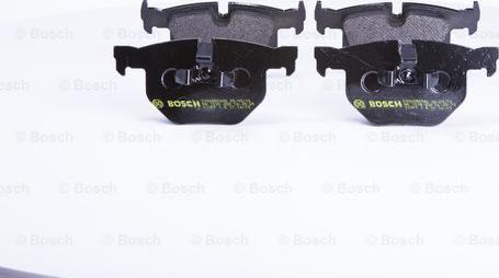 BOSCH 0 986 BB0 840 - Bremžu uzliku kompl., Disku bremzes adetalas.lv