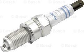 BOSCH 0 241 140 500 - Aizdedzes svece adetalas.lv