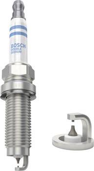 BOSCH 0 242 135 570 - Aizdedzes svece adetalas.lv