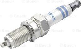 BOSCH 0 242 135 801 - Aizdedzes svece adetalas.lv