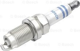 BOSCH 0 242 240 665 - Aizdedzes svece adetalas.lv