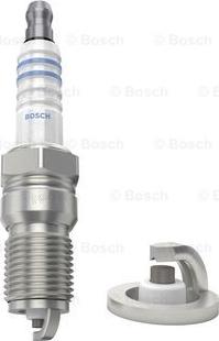 BOSCH 0 242 235 661 - Aizdedzes svece adetalas.lv