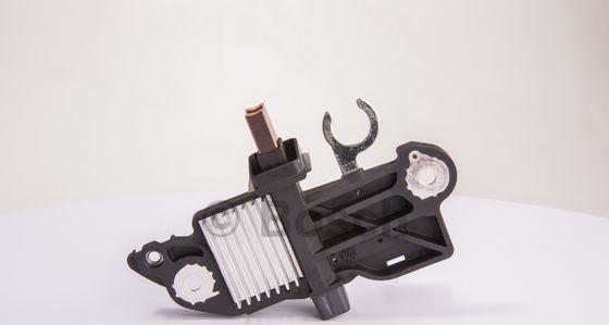 BOSCH F 000 RS0 103 - Ģeneratora sprieguma regulators adetalas.lv