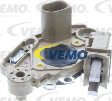 Vemo V10-77-1017 - Ģeneratora sprieguma regulators adetalas.lv